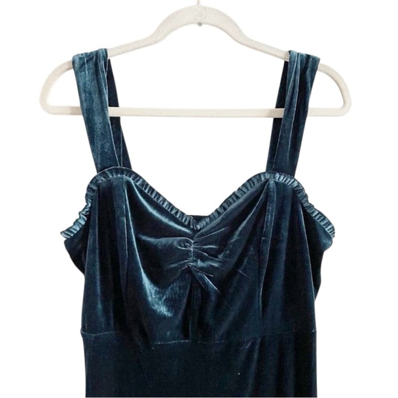 NWT Betsey Johnson Sweetheart Neck Emerald Green Velvet Sleeveless Midi Dress L - Picture 9 of 12